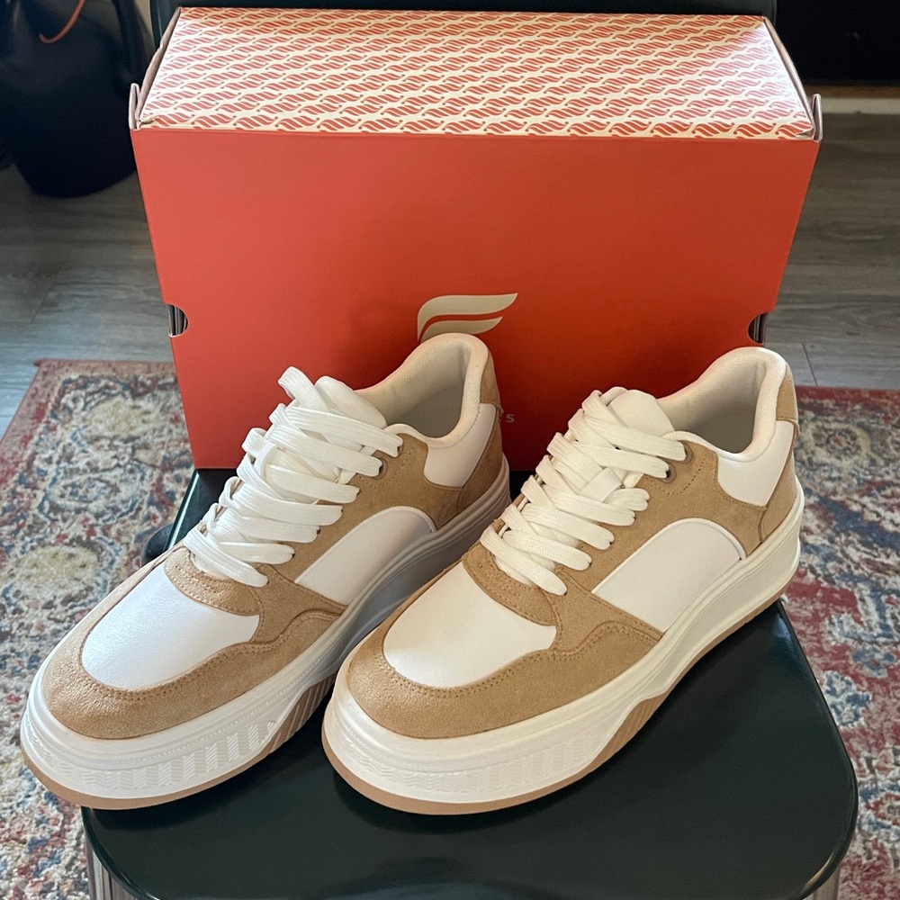 Fabletics Stylish White and Tan Sneakers size 9